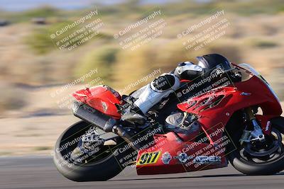 media/Oct-29-2022-CVMA (Sat) [[14c0aa3b66]]/Race 11 Amateur Supersport Open/